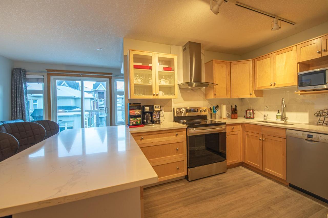 Mountain View 2 Bedroom Condo - Wt Top Floor-401 Canmore Extérieur photo