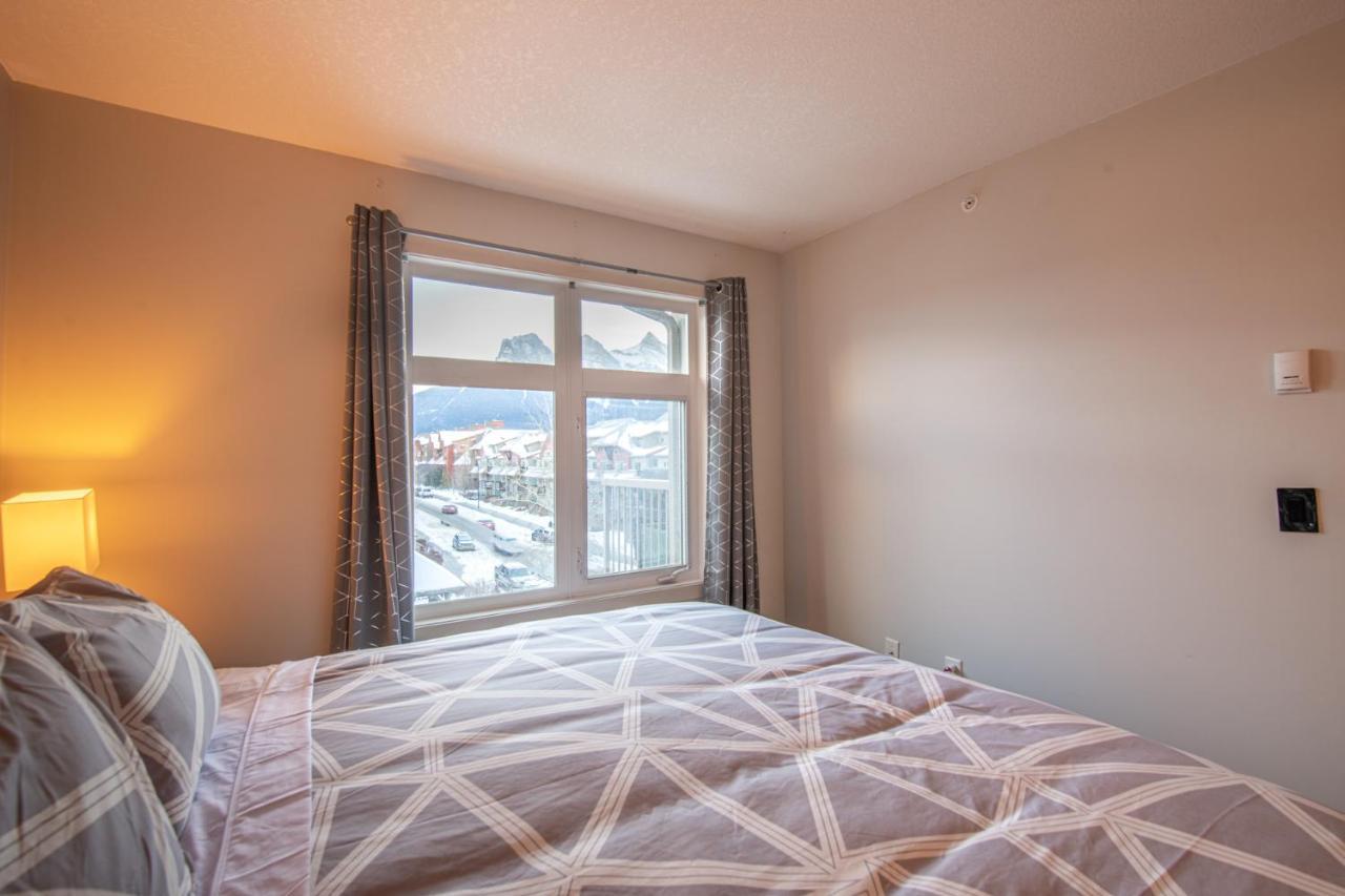 Mountain View 2 Bedroom Condo - Wt Top Floor-401 Canmore Extérieur photo